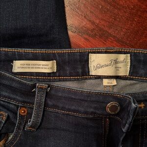 Universal Thread Women's Skinny Jeans - Dark Indigo